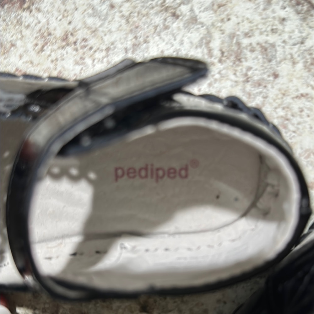 Black Patent Leather Pediped Isabella 18-24m - Picture 2 of 4